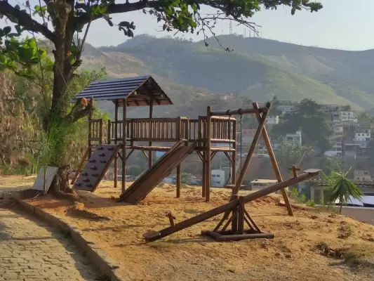 Do campo para a brincadeira: a história da madeira até virar diversão